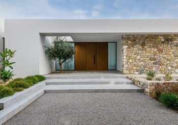 hug_house-new