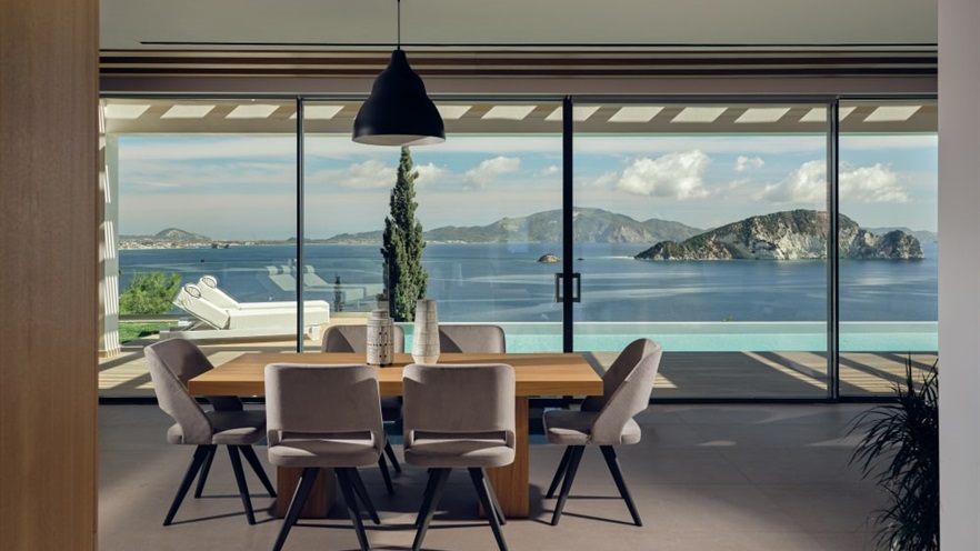 Dining table with view to the sea