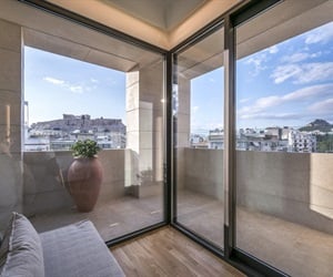 Corner balcony view to the Acropolis