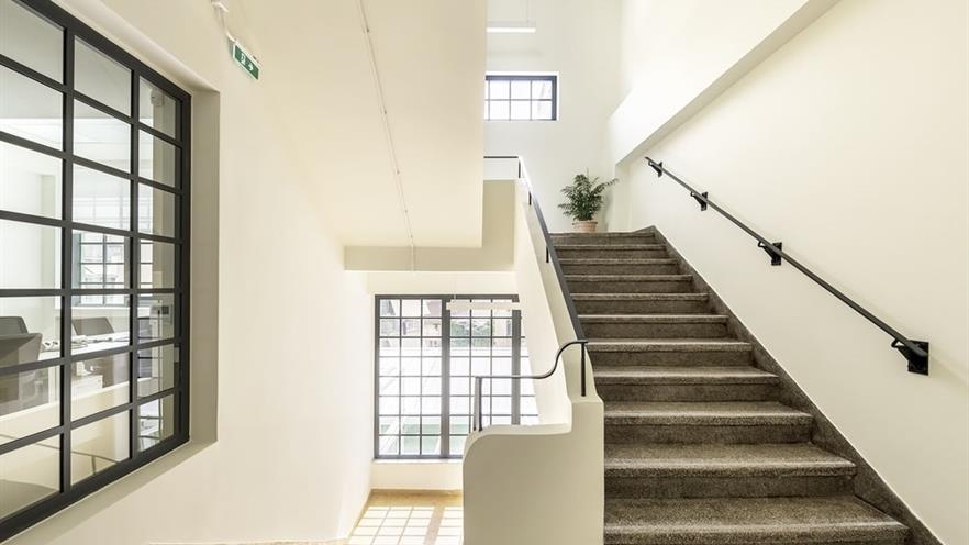 Spaces Theanous indoor staircase