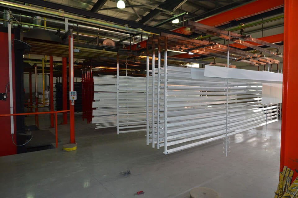 Powder Coating System Horizontal painting and drying of aluminum profiles
